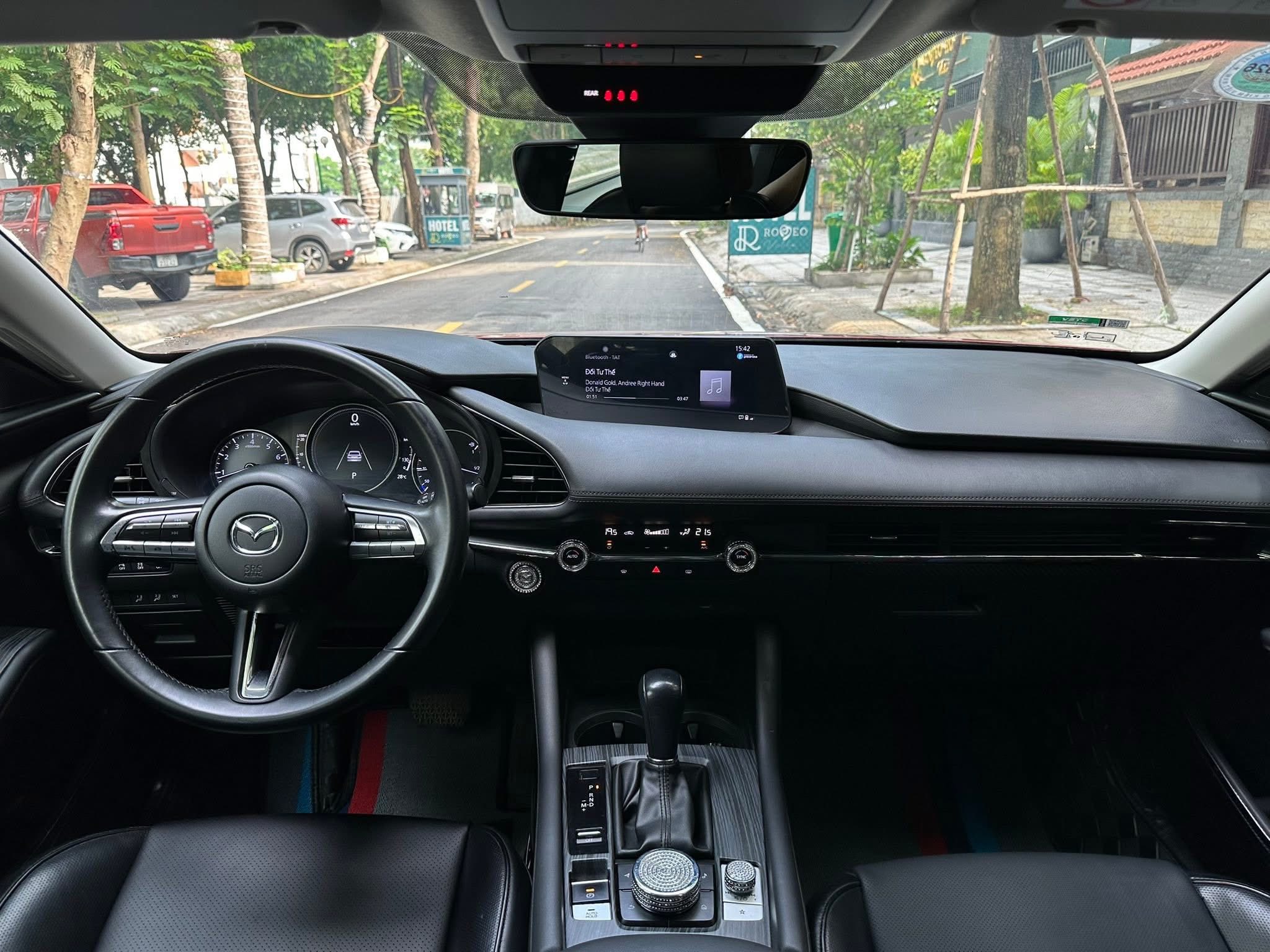 Hình ảnh xe MAZDA 3 1.5 LUXURY 2020 - 73.000KM