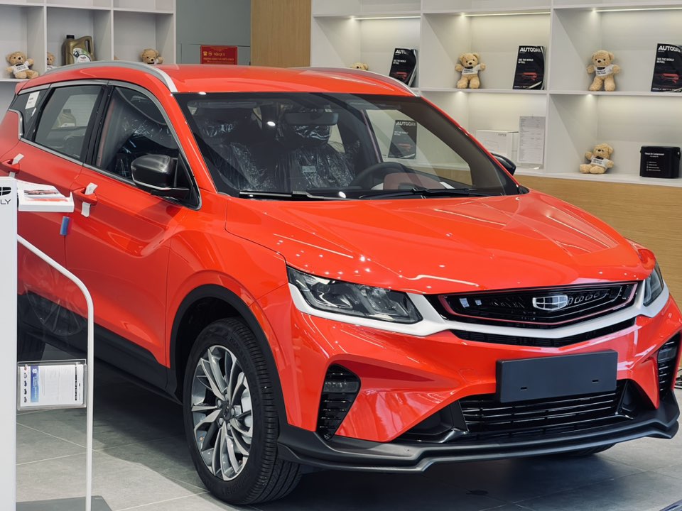 Hình ảnh xe GEELY COOLRAY 2025