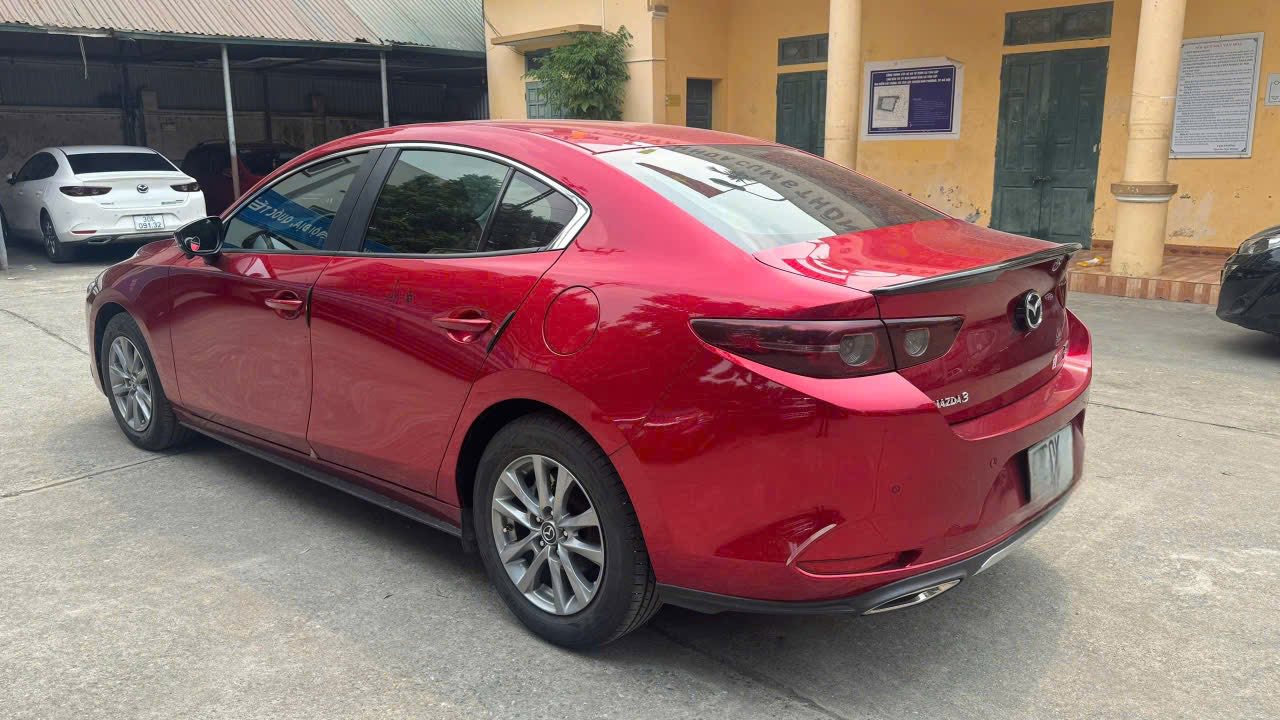 Hình ảnh xe MAZDA 3 LUXURY 2023 - 14.000KM