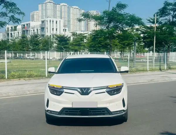 Hình ảnh xe VINFAST VF8 ECO 2024 - 20.000KM