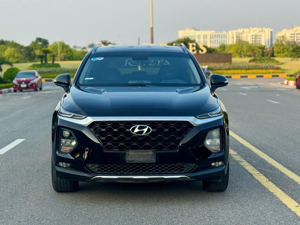 Hình ảnh xe HYUNDAI SANTA FE 2.2L 2019 - 76.000KM