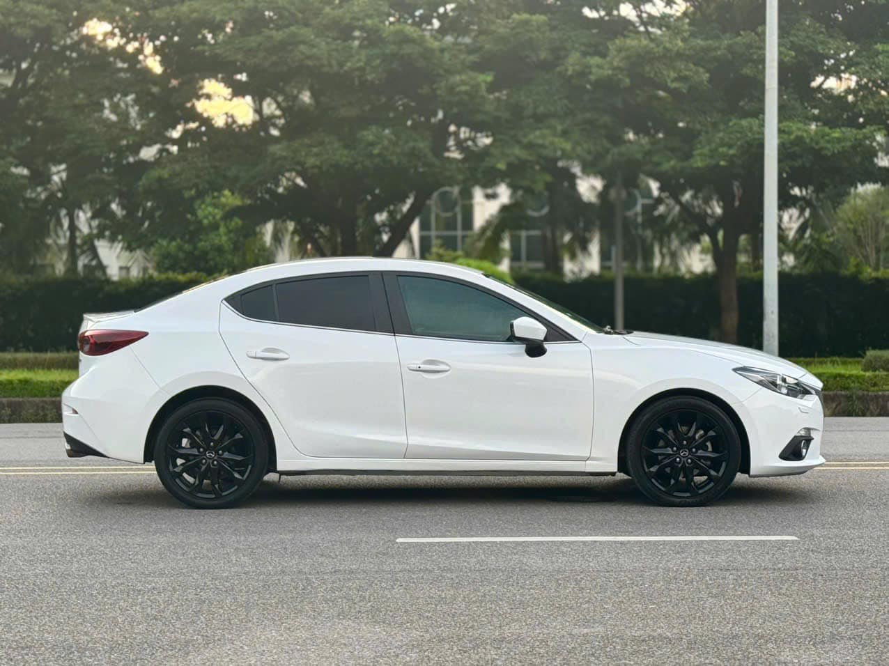Hình ảnh xe MAZDA 3 1.5 AT 2016 - 90.000KM