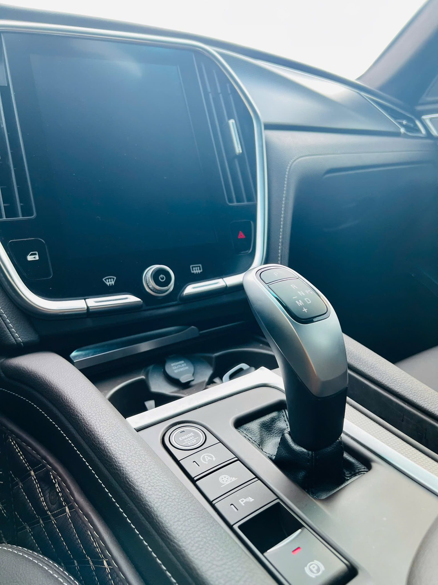 Hình ảnh xe VINFAST LUX A2.0 2.0 BASE 2022 - 60.000KM