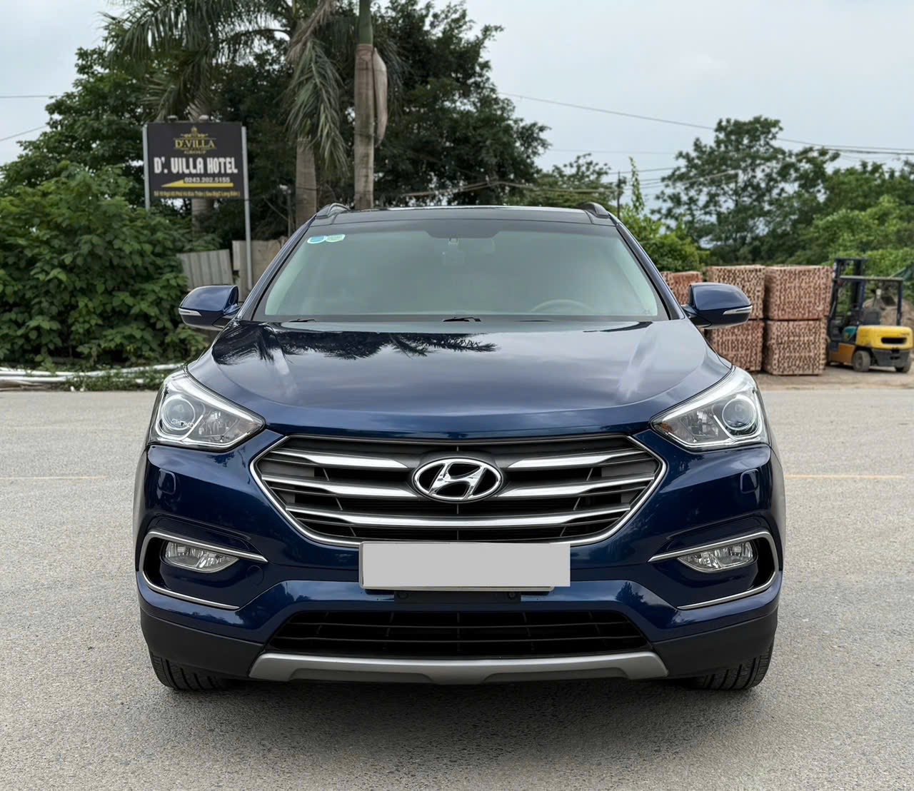 Hình ảnh xe HYUNDAI SANTA FE 2.4AT 2017 - 72.000KM