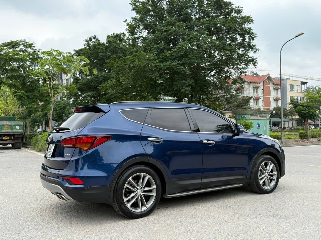 Hình ảnh xe HYUNDAI SANTA FE 2.4AT 2017 - 72.000KM