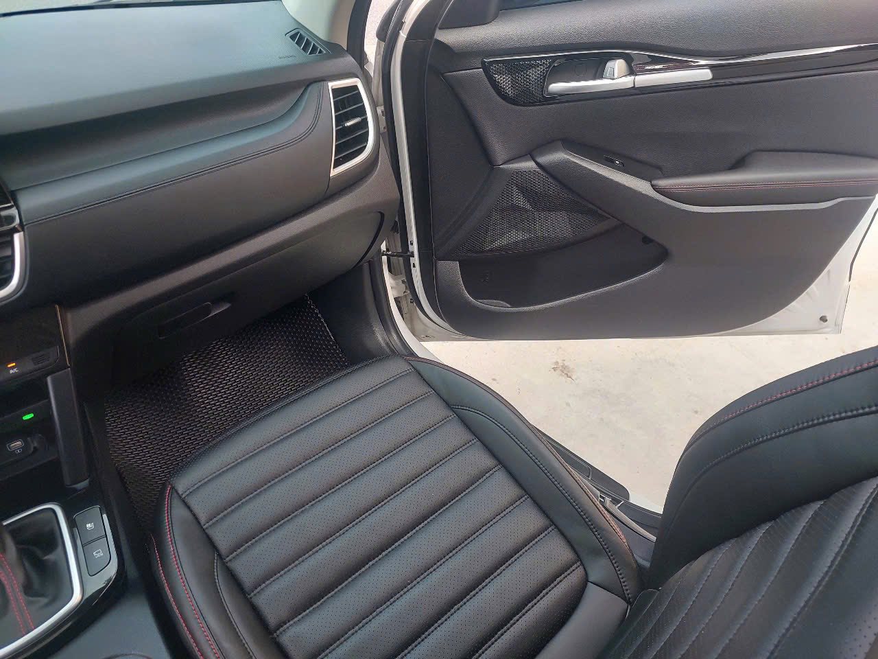 Hình ảnh xe KIA SELTOS 1.4 GT 2024 - 19.000KM