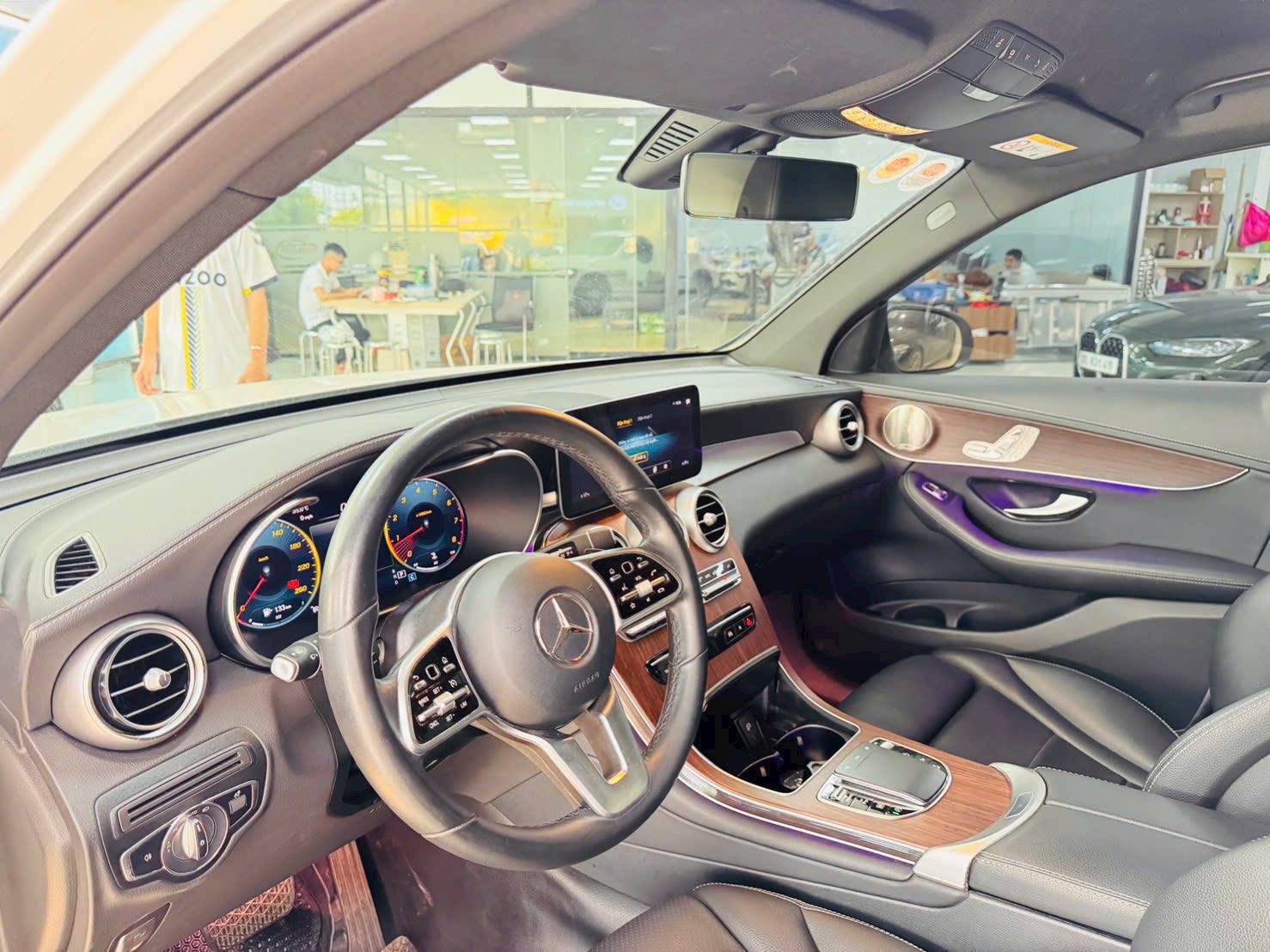 Hình ảnh xe MERCEDES-BENZ GLC 200 4MATIC 2022 - 59.000KM