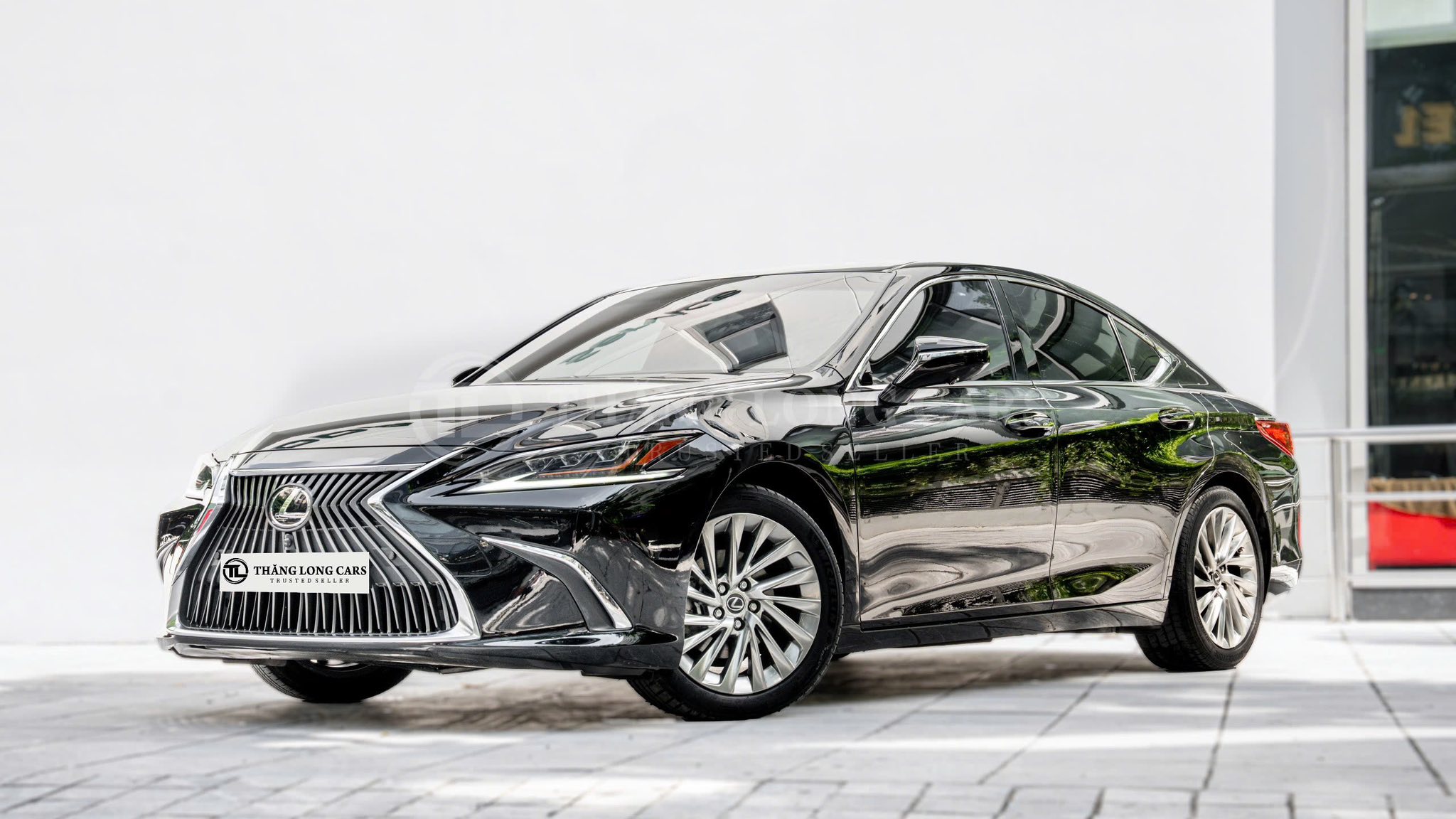 Hình ảnh xe Lexus ES250 sản xuất 2019- 56.000KM