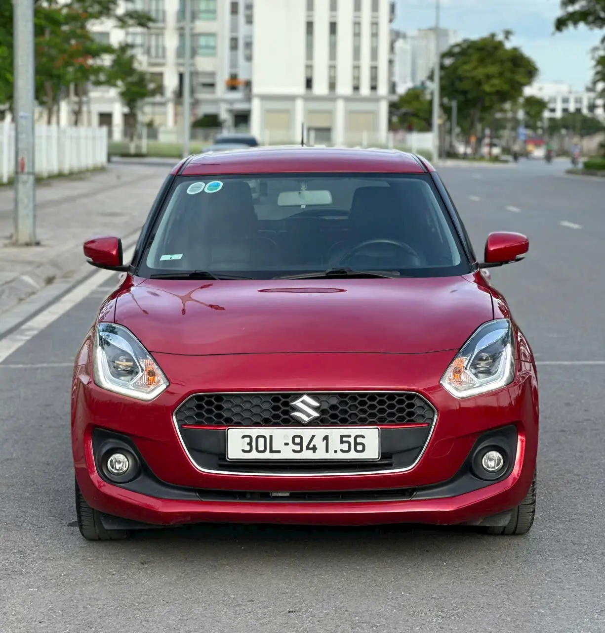 Hình ảnh xe Suzuki Swift GLX 1.2 AT 2020 - 415 Triệu