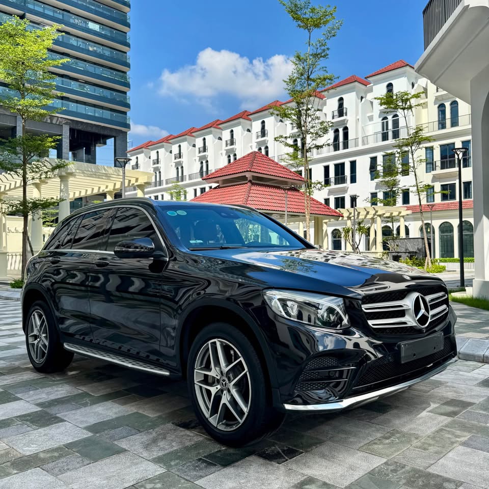 Hình ảnh xe MERCEDES-BENZ GLC 300 4 MATIC 2017 - 85.000KM