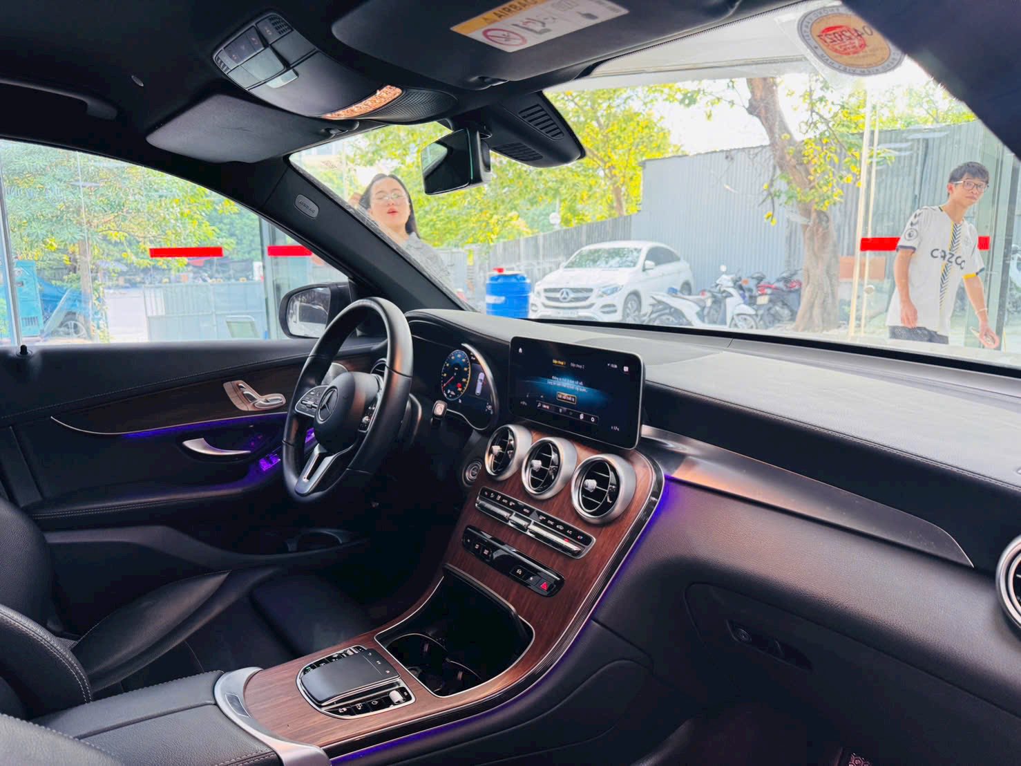 Hình ảnh xe MERCEDES-BENZ GLC 200 4MATIC 2022 - 59.000KM