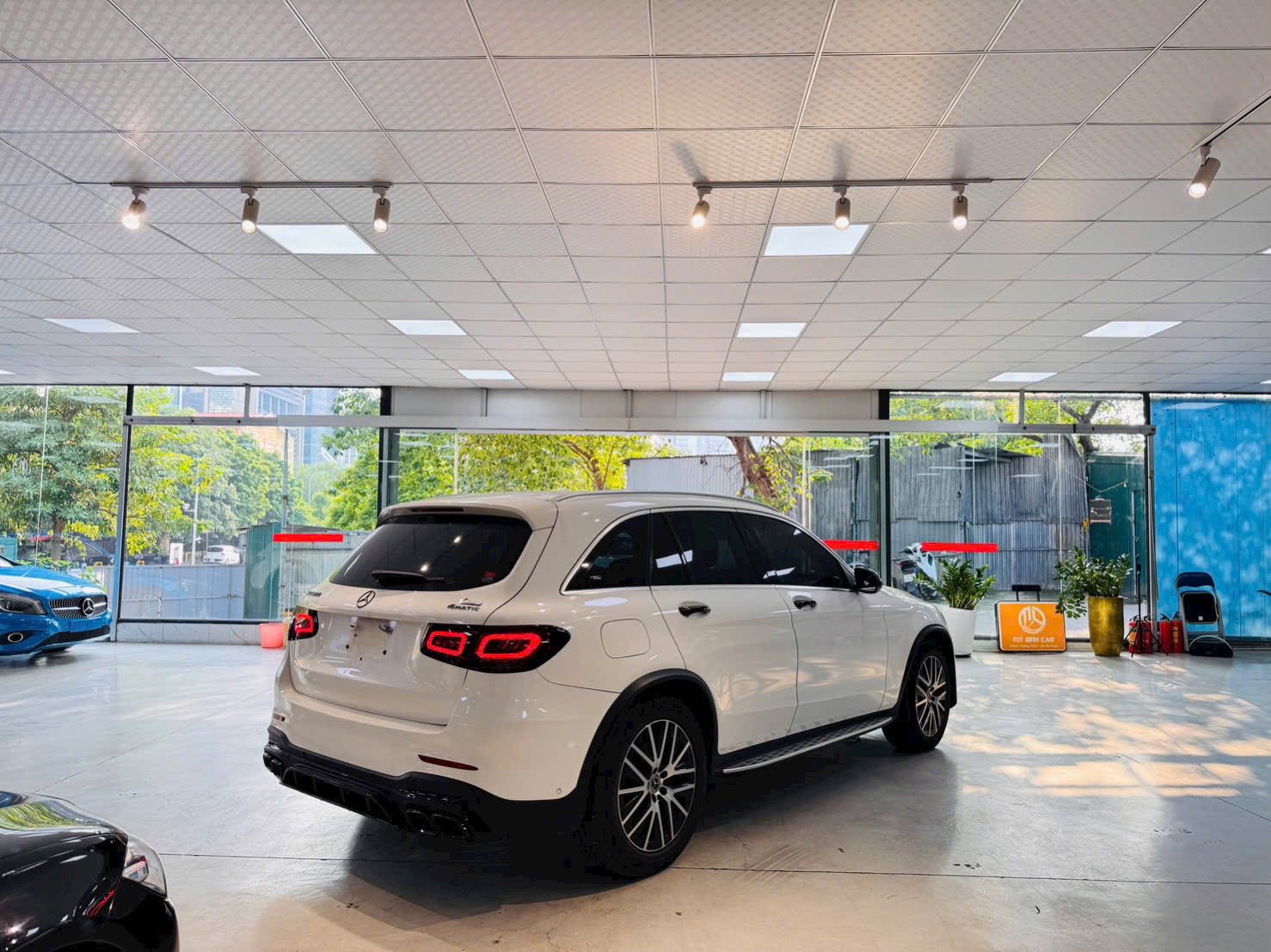 Hình ảnh xe MERCEDES-BENZ GLC 200 4MATIC 2022 - 59.000KM