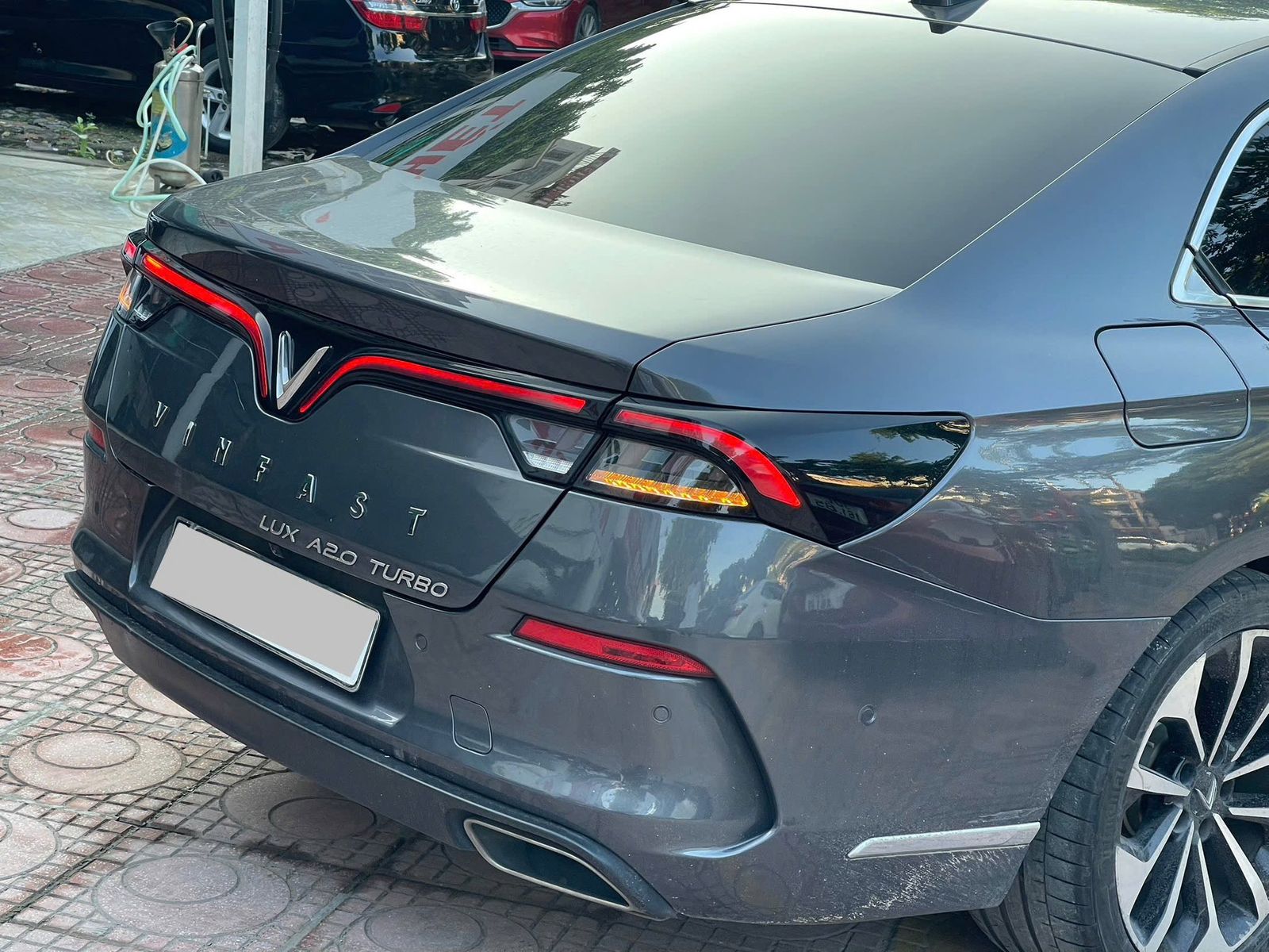 Hình ảnh xe Vinfast Lux A 2.0 Premium 2019