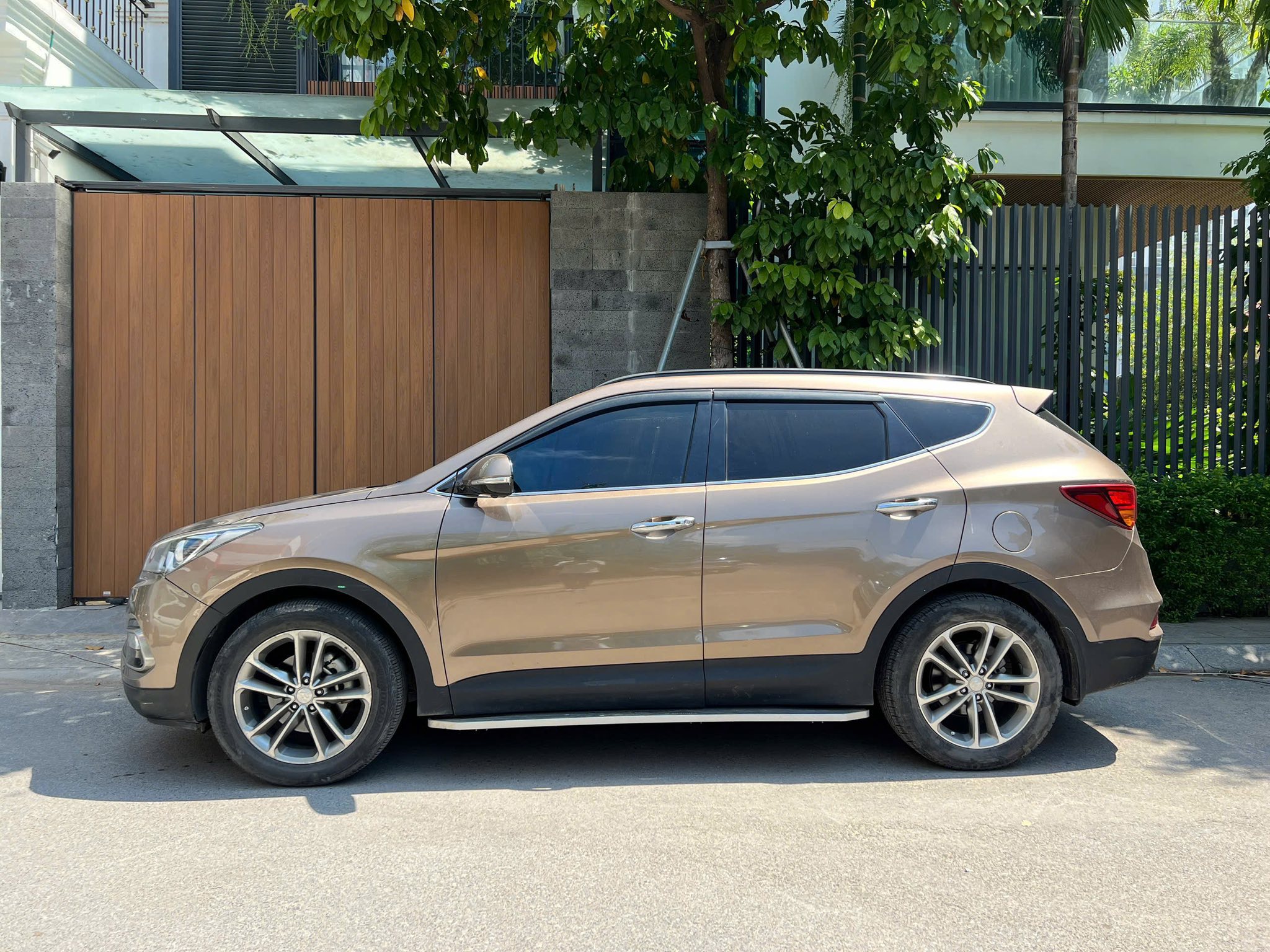 Hình ảnh xe HYUNDAI SANTA FE 2.4L 4WD 2016