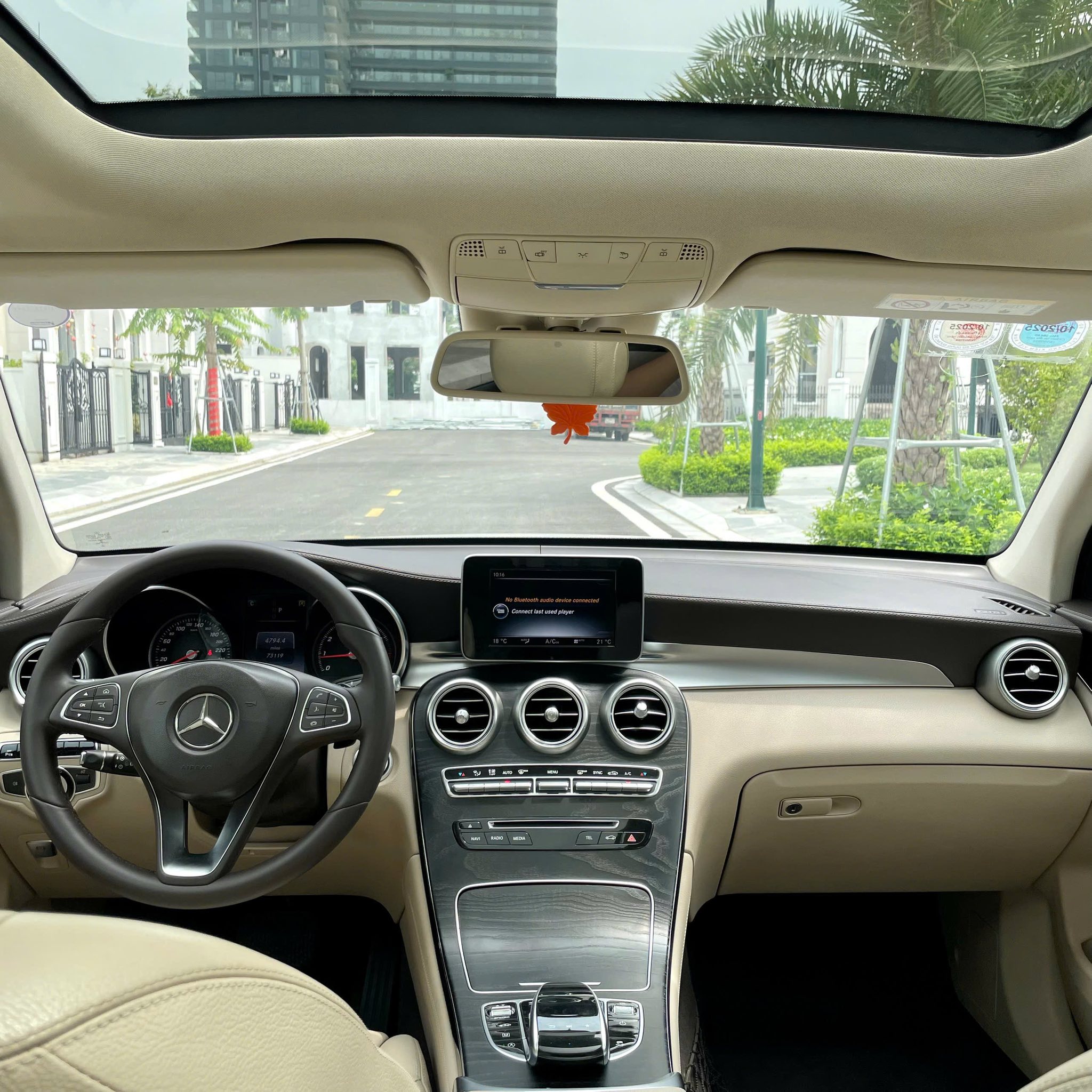 Hình ảnh xe MERCEDES-BENZ GLC 300 4 MATIC 2016 - 110.000KM