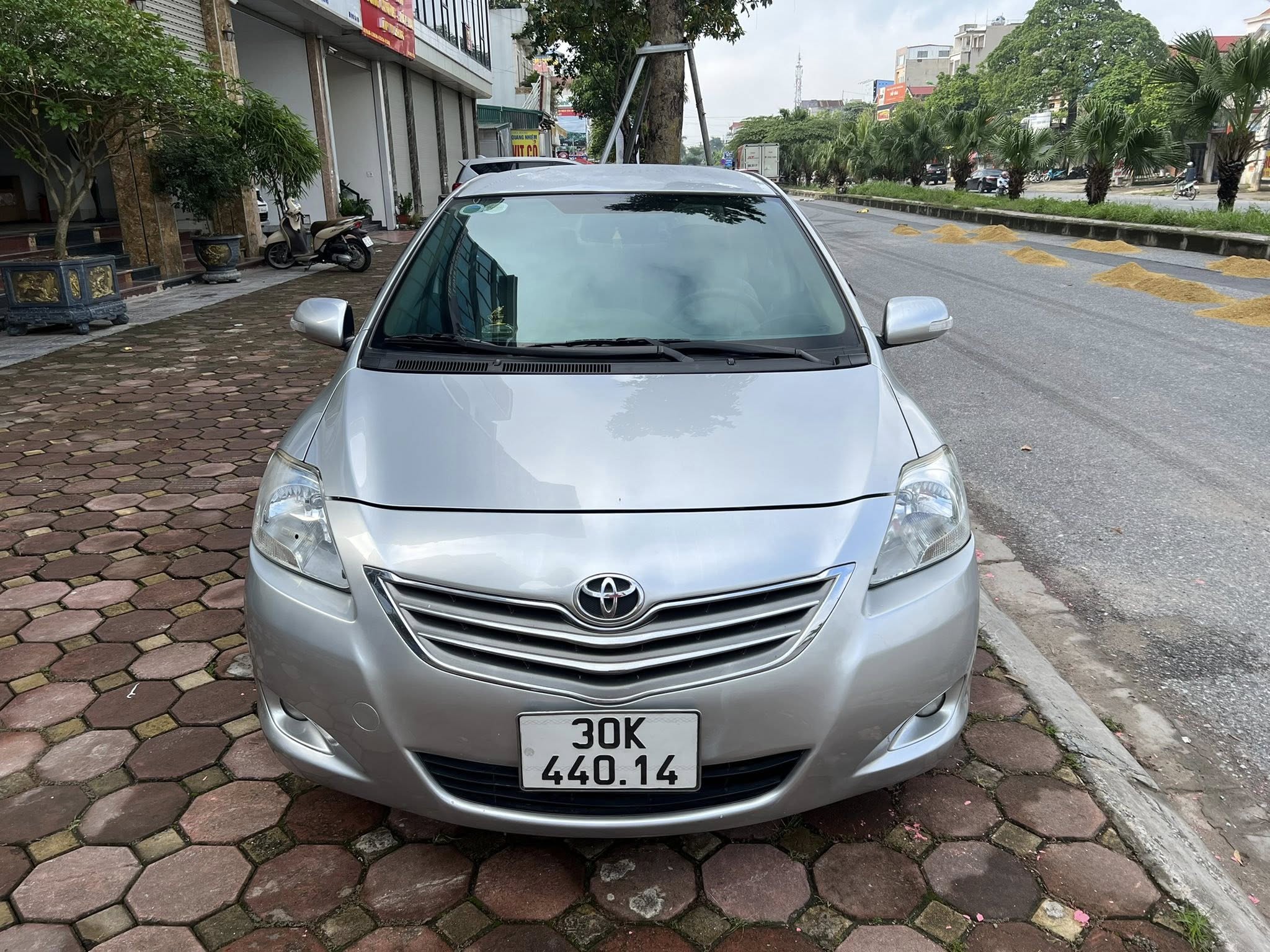 Hình ảnh xe TOYOTA VIOS E 2010 - 80.000KM