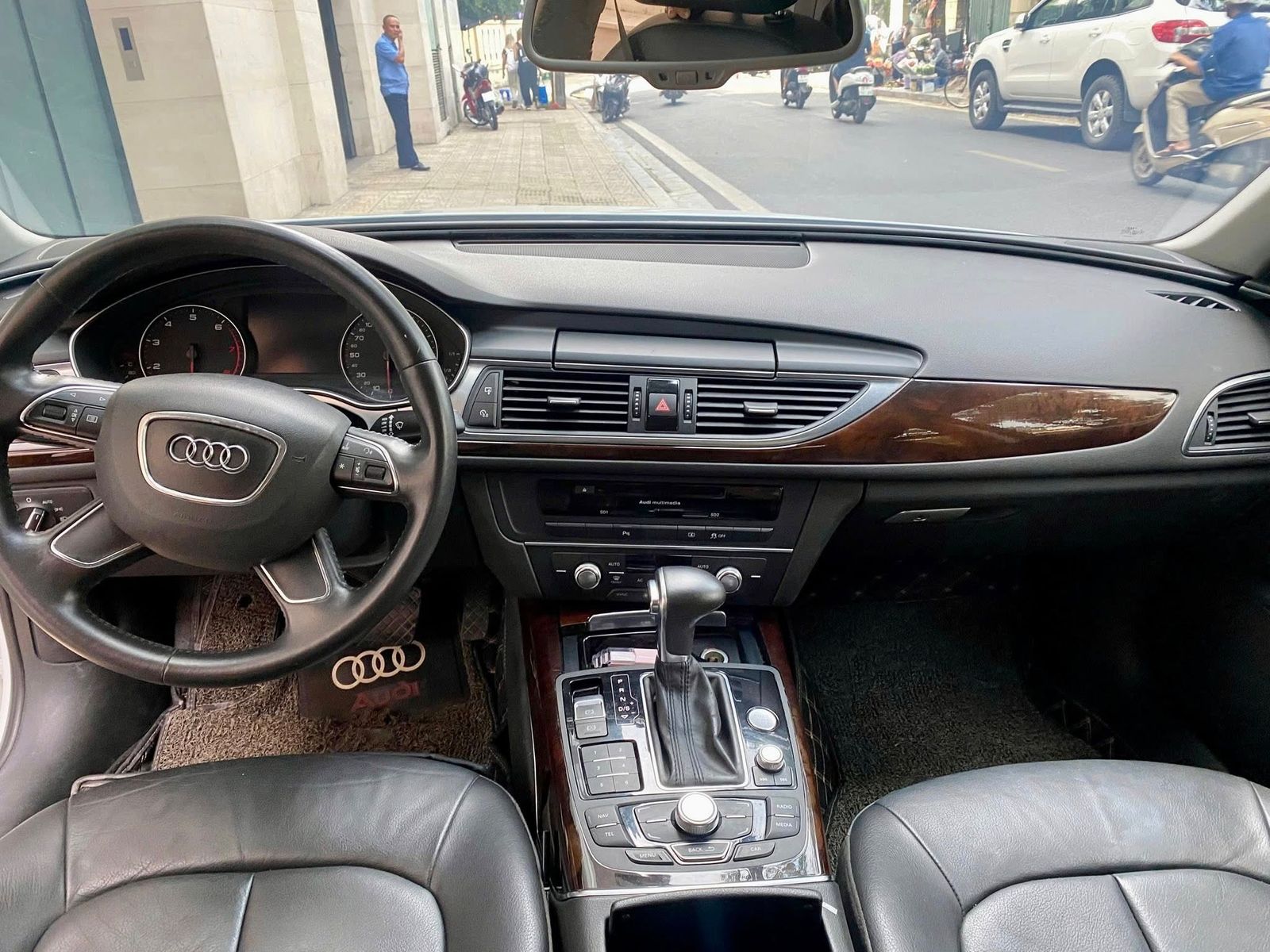Hình ảnh xe AUDI A6 2.0TFSI 2013 - 120.000KM