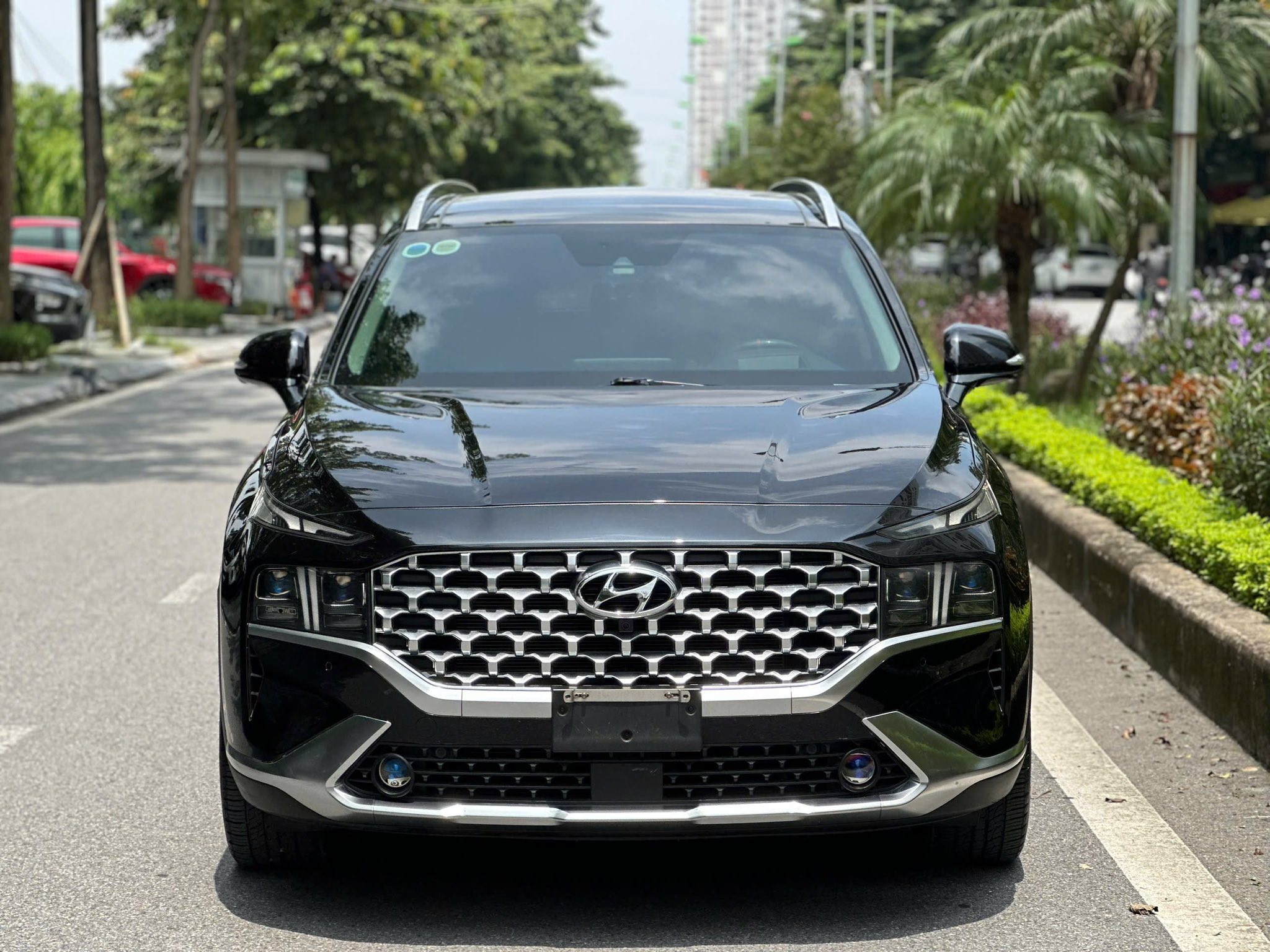 Hình ảnh xe HYUNDAI SANTA FE CAO CẤP 2.2L HTRAC 2022 - 48.000KM