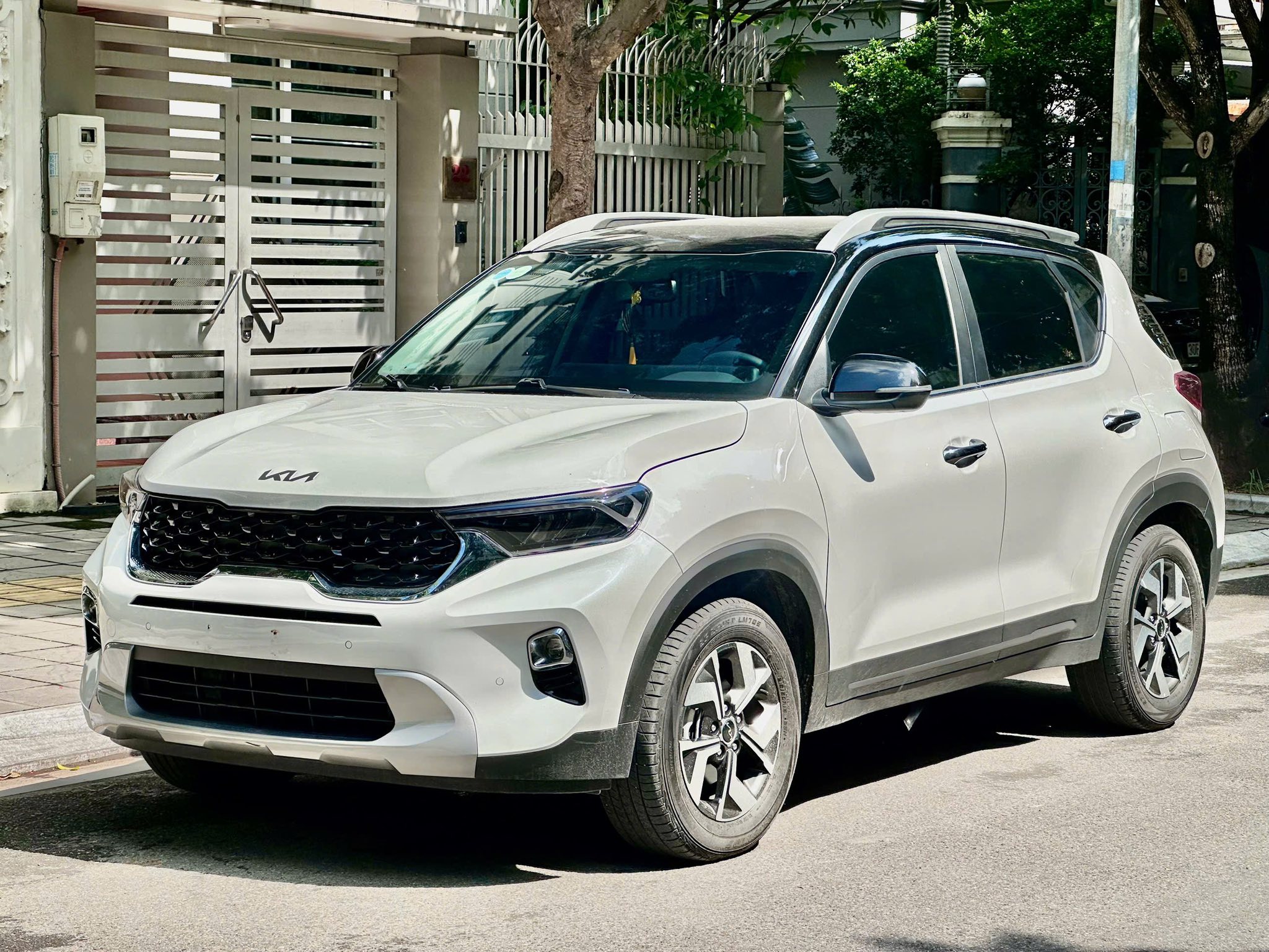 Hình ảnh xe KIA SONET 1.5 PREMIUM 2024 - 19.000KM