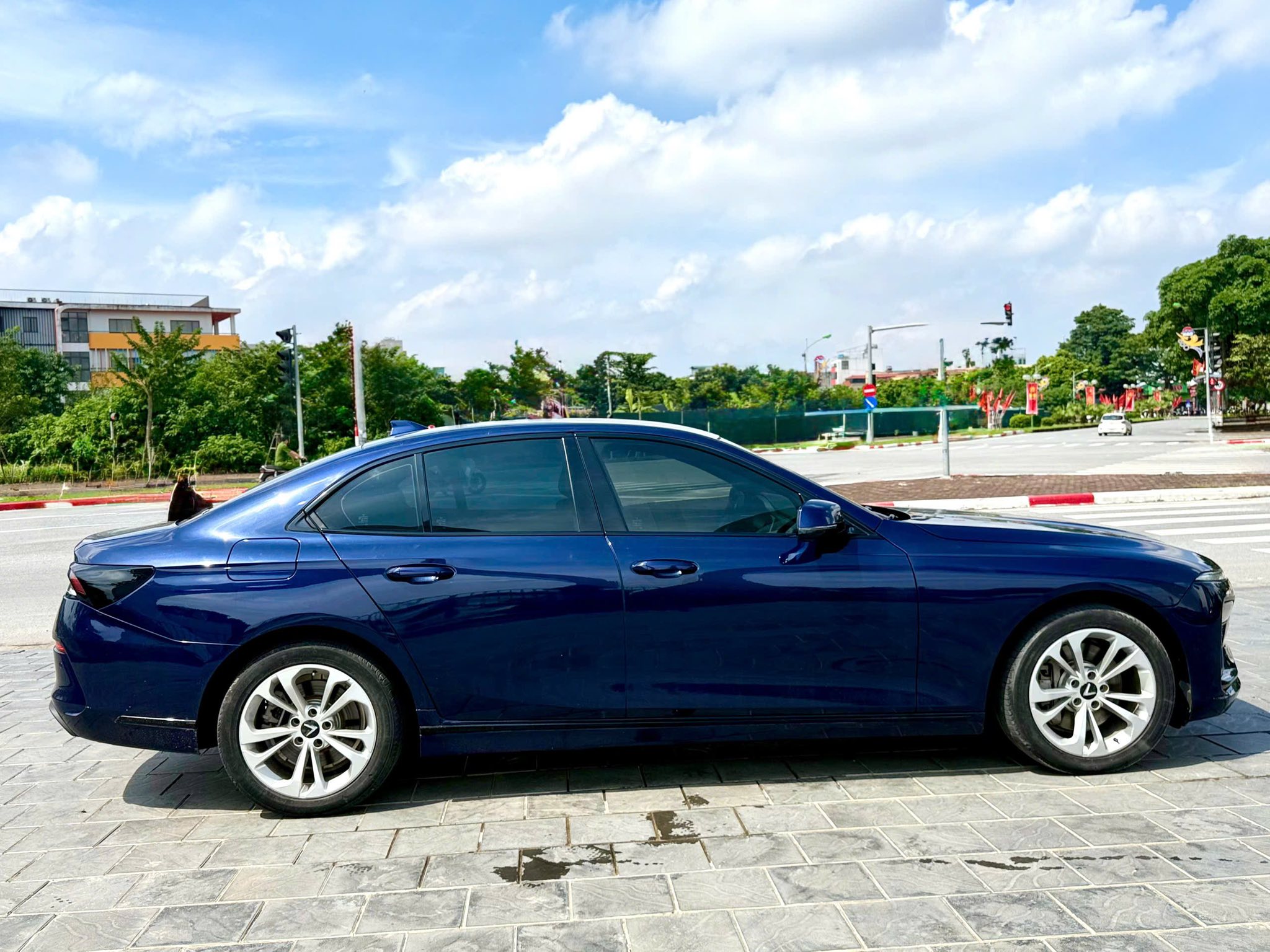 Hình ảnh xe VINFAST LUX A2.0 2.0 2021 - 65.000KM