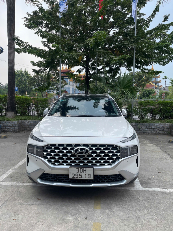 Hình ảnh xe HYUNDAI SANTA FE 2.2L HTRAC 2021 - 70.000KM