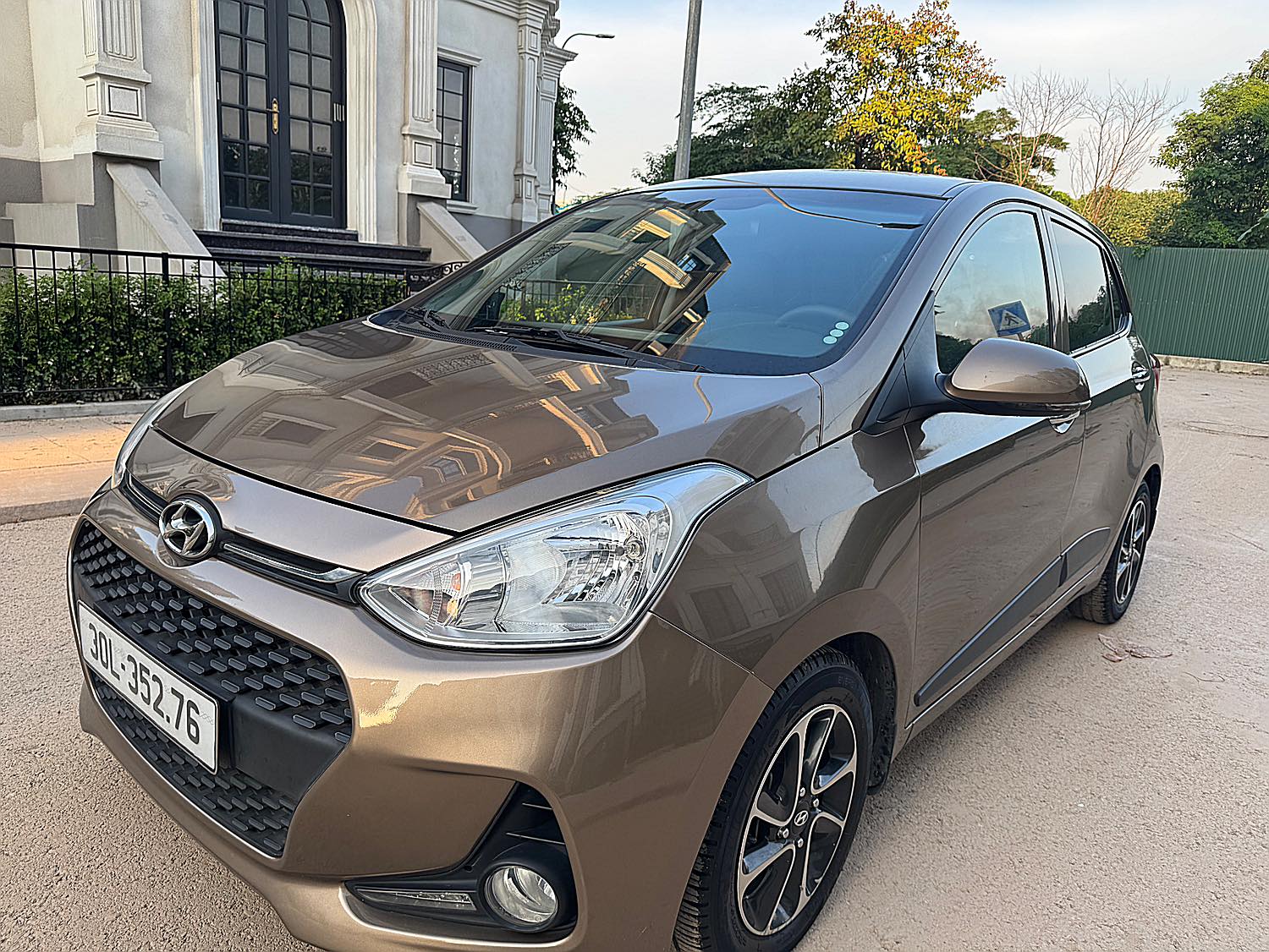 Hình ảnh xe HYUNDAI I10 GRAND 1.2 AT 2018 - 110.000KM