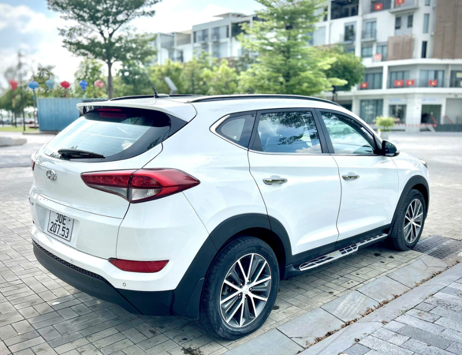 Hình ảnh xe HYUNDAI TUCSON 2.0 ATH 2016 - 82.000KM
