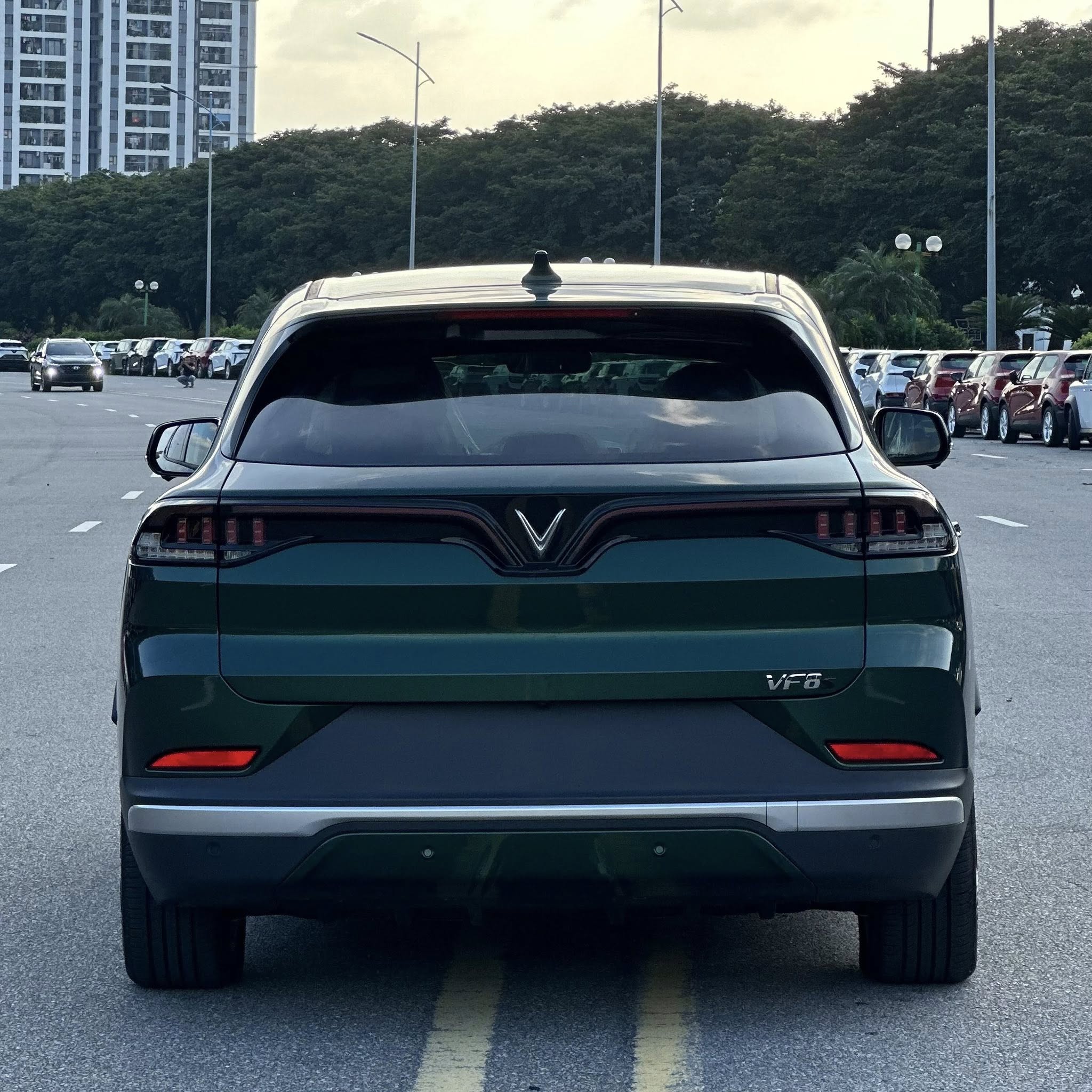 Hình ảnh xe VINFAST VF8 PLUS 2024 - 50KM