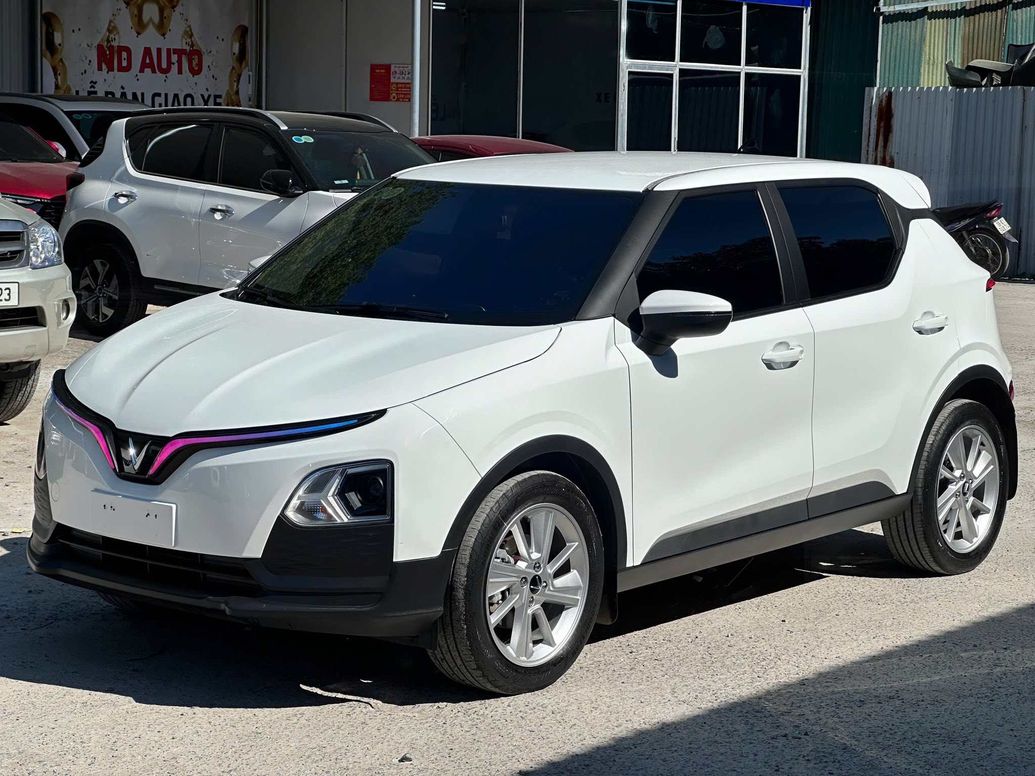 Hình ảnh xe VINFAST VF5 PLUS 2024 - 65.000KM