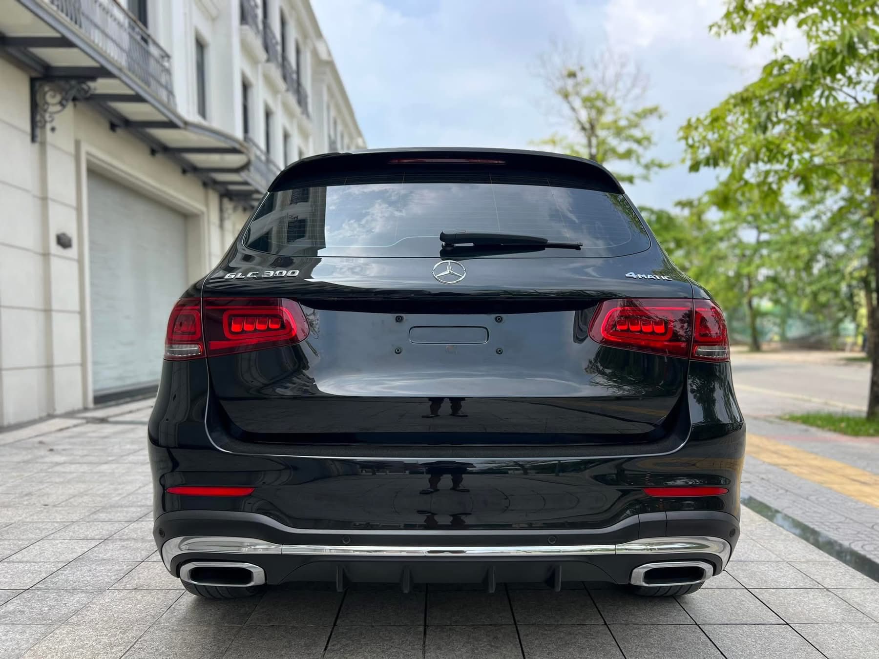 Hình ảnh xe MERCEDES-BENZ GLC 300 4MATIC 2020 - 50.000KM