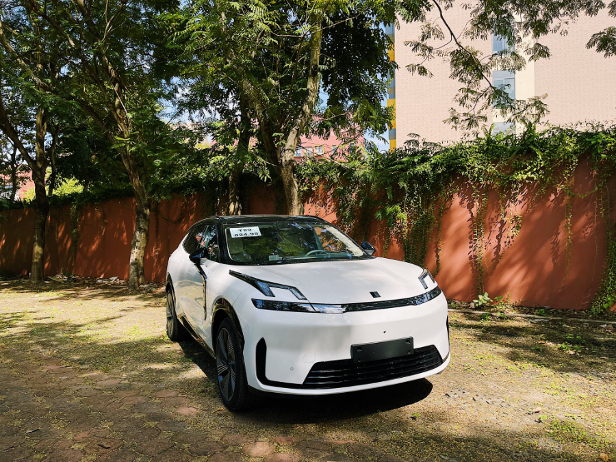 Hình ảnh xe LYNK & CO 08 2025