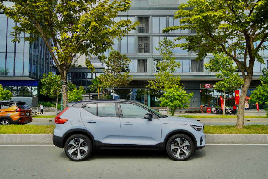 Hình ảnh xe VOLVO XC40 ULTRA 2025
