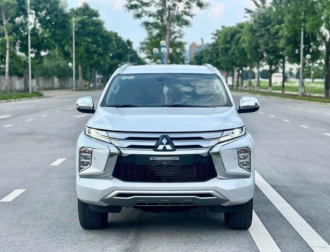 Hình ảnh xe Mitsubishi Pajero Sport 2022 2.4D 4x4 2 Cầu Máy Dầu