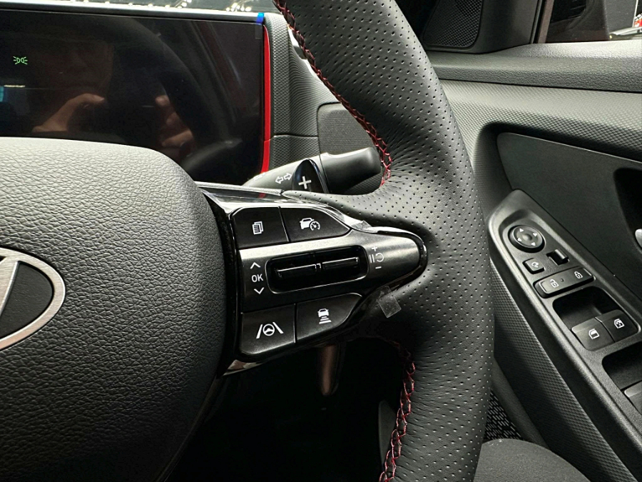 Hình ảnh xe HYUNDAI CRETA NLINE 2025 - ĐỎ