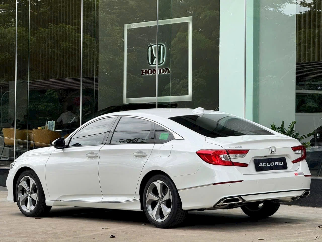 Hình ảnh xe HONDA ACCORD CVT 2025