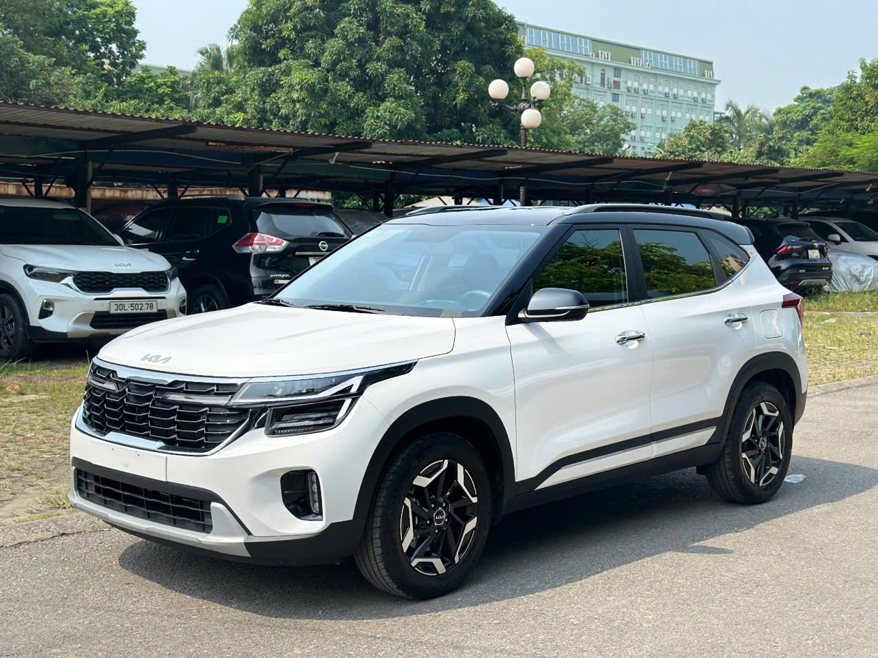 Hình ảnh xe KIA Seltos Sx 2025 1.5Premium Odo 2000Km