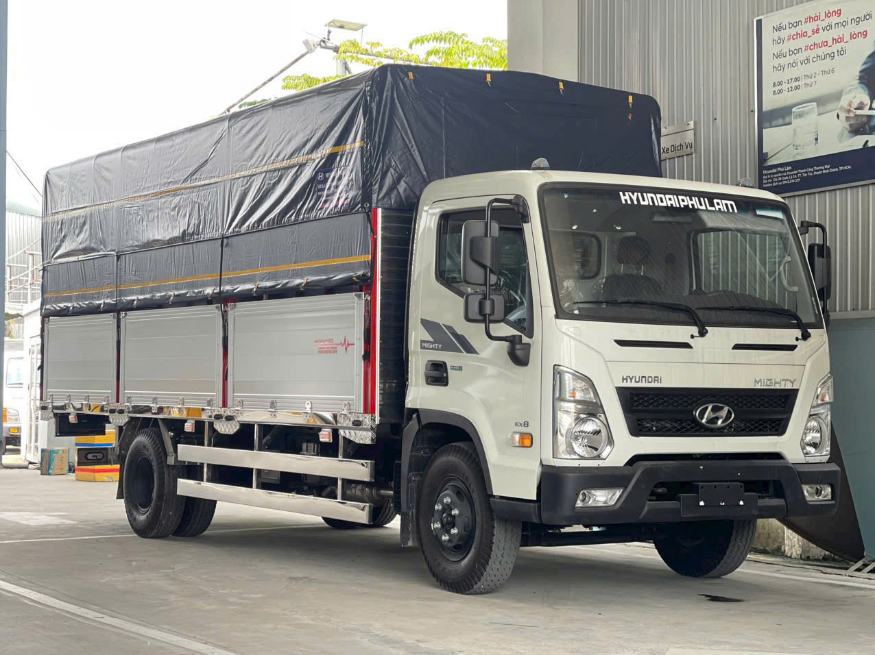 Hình ảnh xe HYUNDAI MIGHTY EX8L E160 THÙNG BẠT