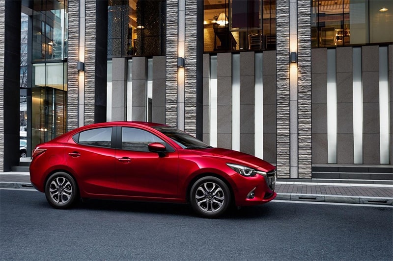 Sinh năm 1980 không nên chọn xe ô tô màu nào?