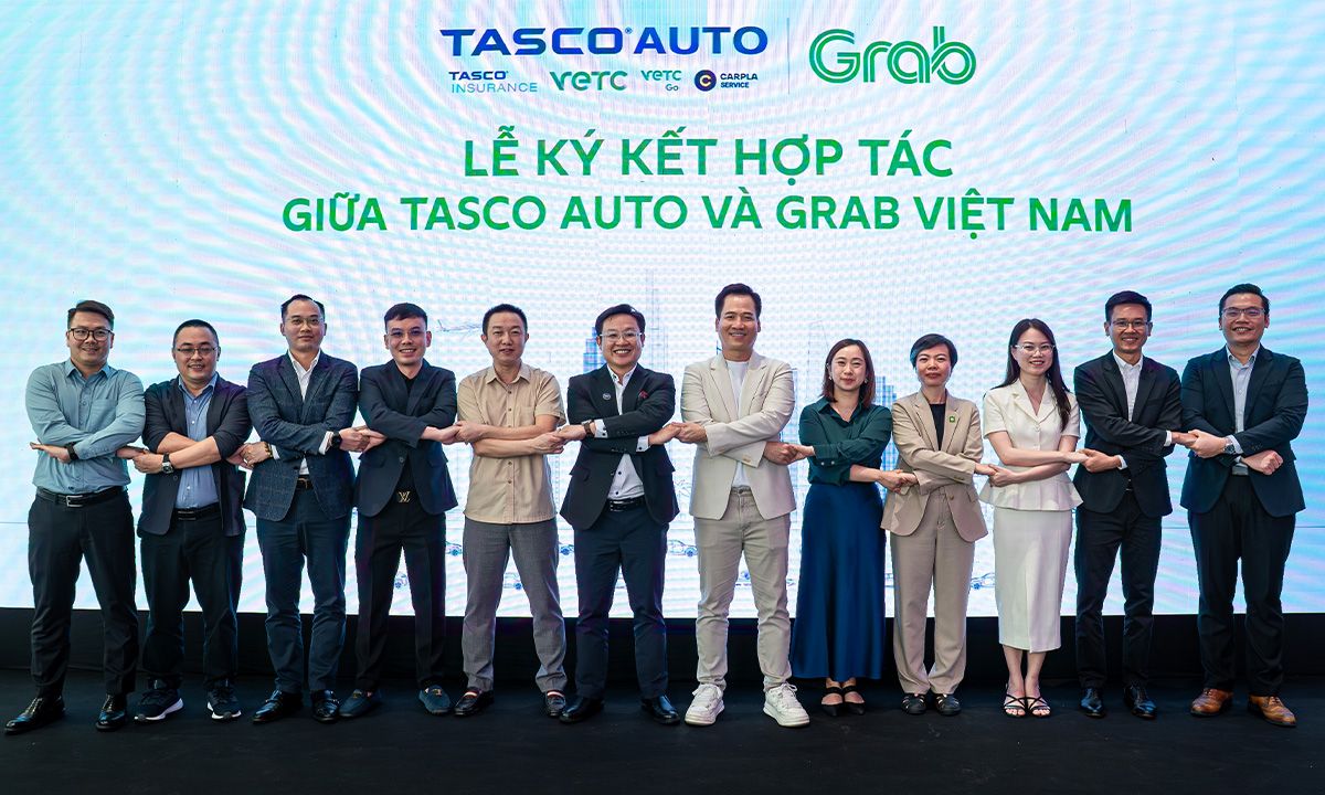 TASCO AUTO HỢP TÁC CÙNG GRAB VIỆT NAM THÚC ĐẨY CHUYỂN ĐỔI XANH CHO CỘNG ĐỒNG TÀI XẾ CÔNG NGHỆ 