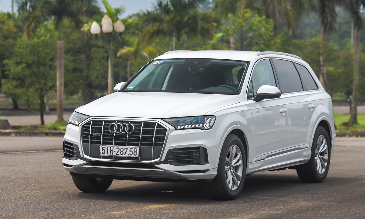Audi Q7 là lựa chọn khác trong phân khúc xe SUV và cạnh tranh với BMW X5