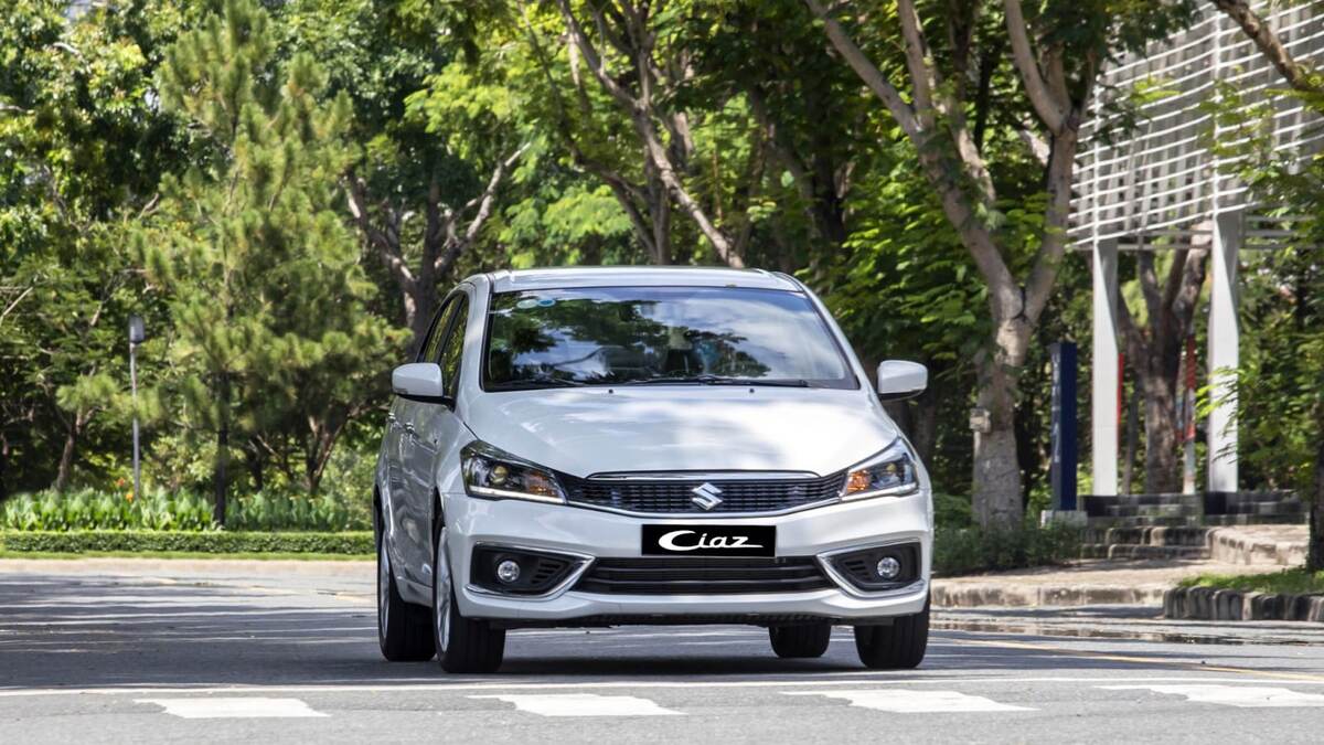 Bảng giá xe Suzuki Ciaz nằm trong khoảng hơn 600 triệu khi lăn bánh