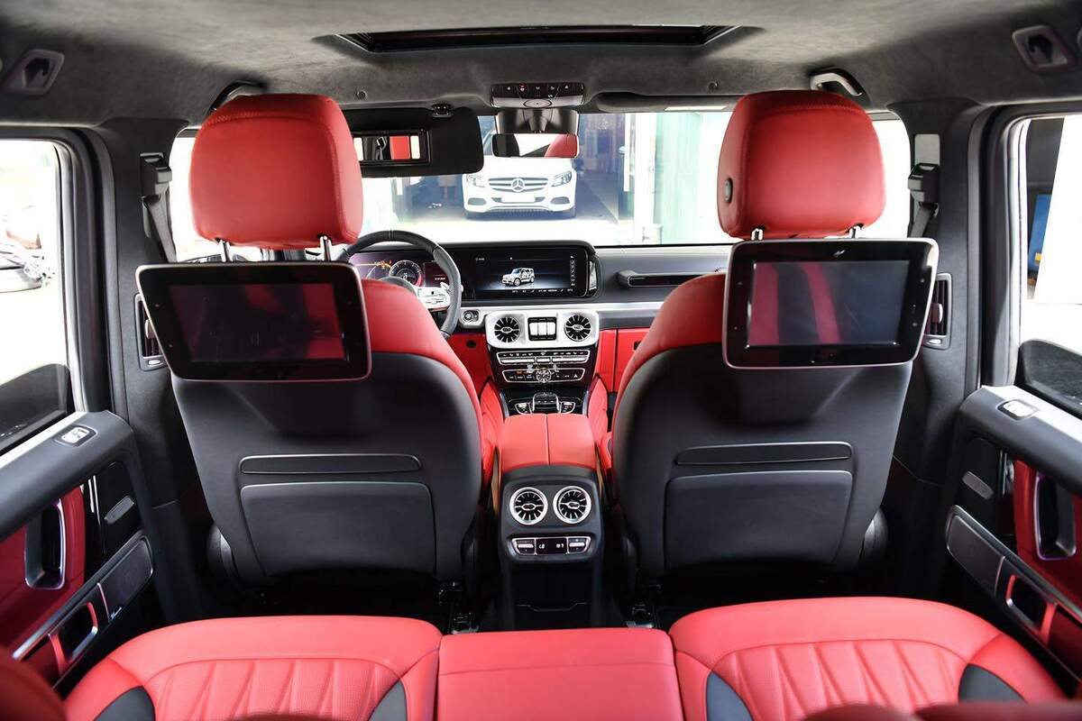 Các tiện nghi giải trí cao cấp của Mercedes-AMG G63