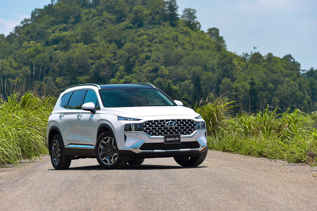 Có nên mua Hyundai Santa Fe 2021 cũ không?