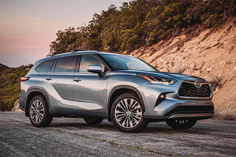 Có nên mua xe Toyota Highlander 2022 cũ không?