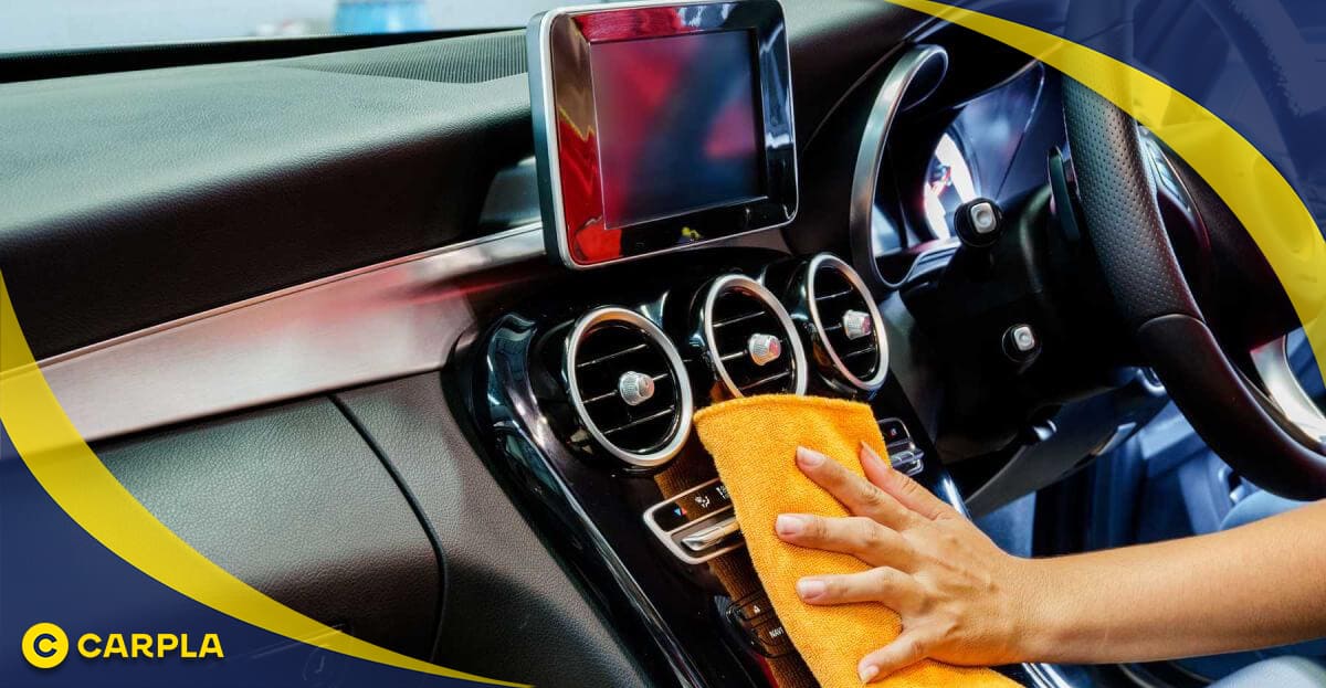 Có thật sự cần thiết vệ sinh nội thất ô tô định kỳ?