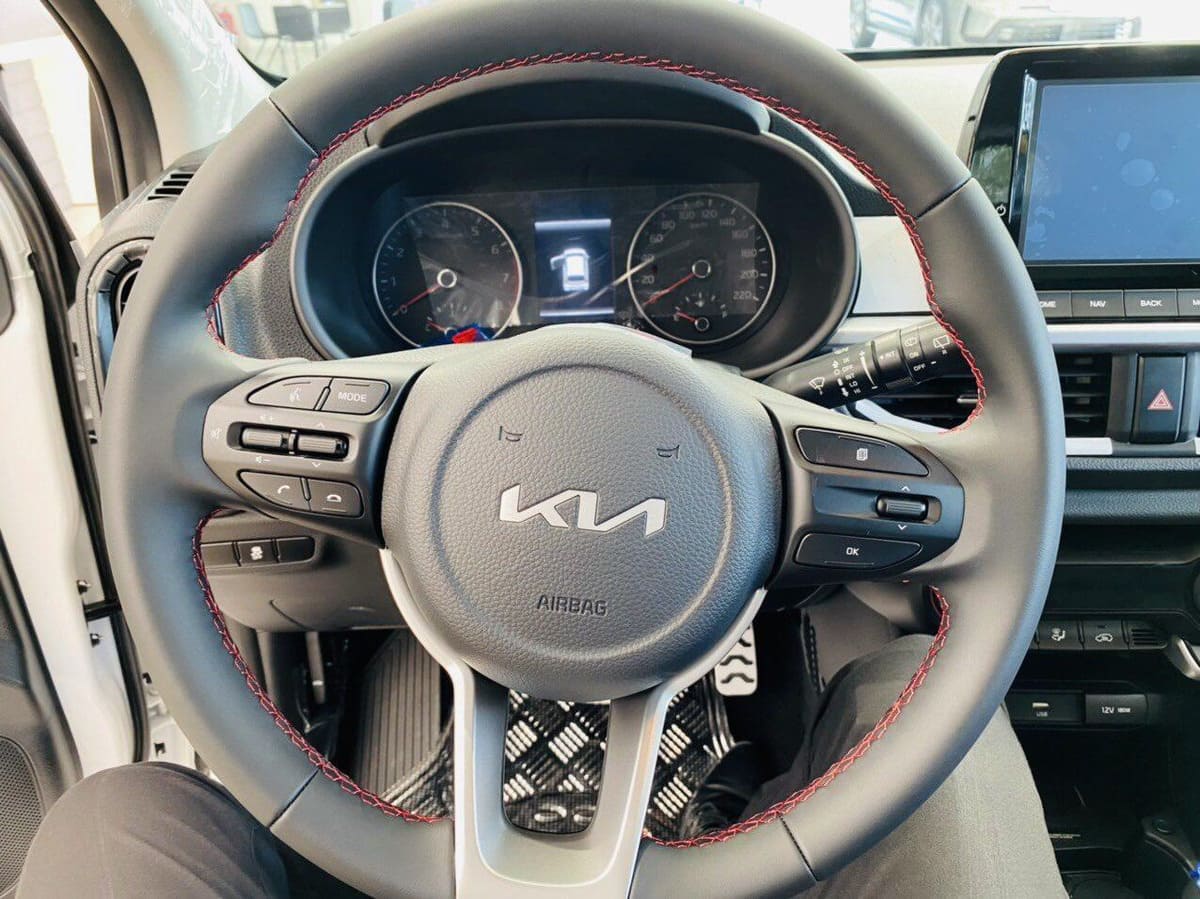 Cụm đồng hồ phía sau vô lăng Kia Morning 2023