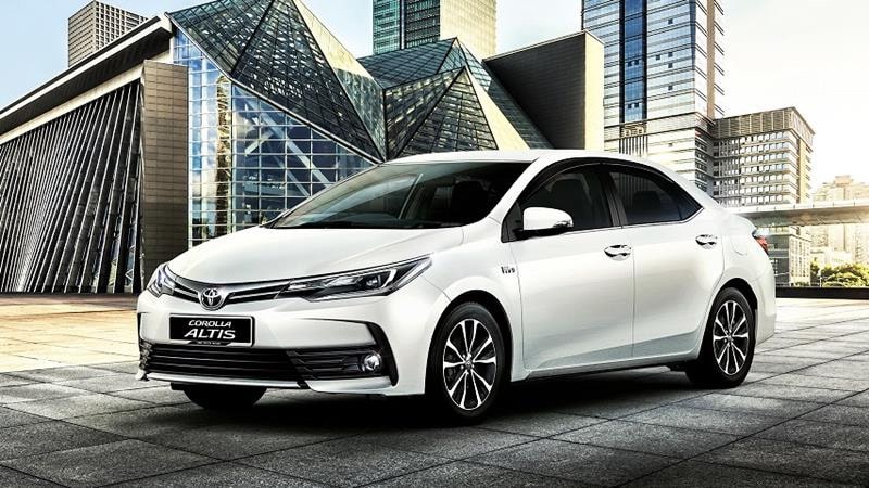 Đánh giá ngoại thất thân xe xe Toyota Corolla Altis 2019