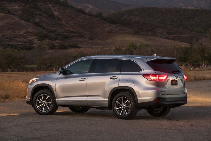 Đánh giá ngoại thất thân xe Toyota Highlander 2018