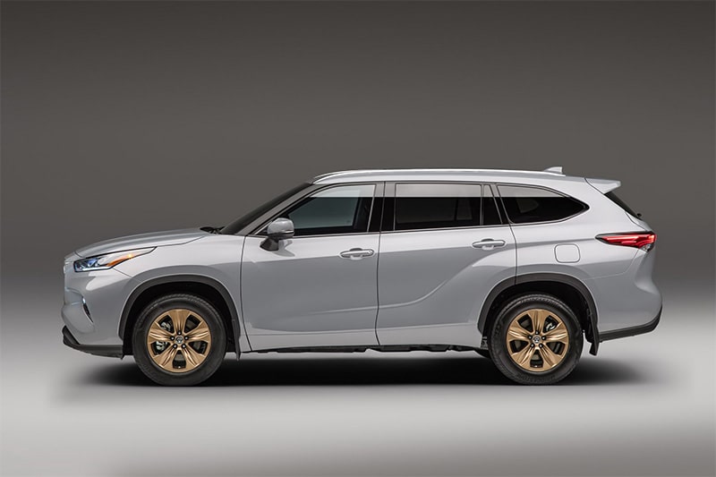 Đánh giá ngoại thất thân xe Toyota Highlander 2022