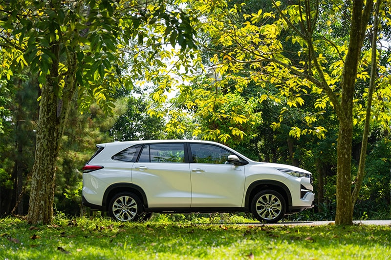 Đánh giá ngoại thất thân xe Toyota Innova Cross 2023
